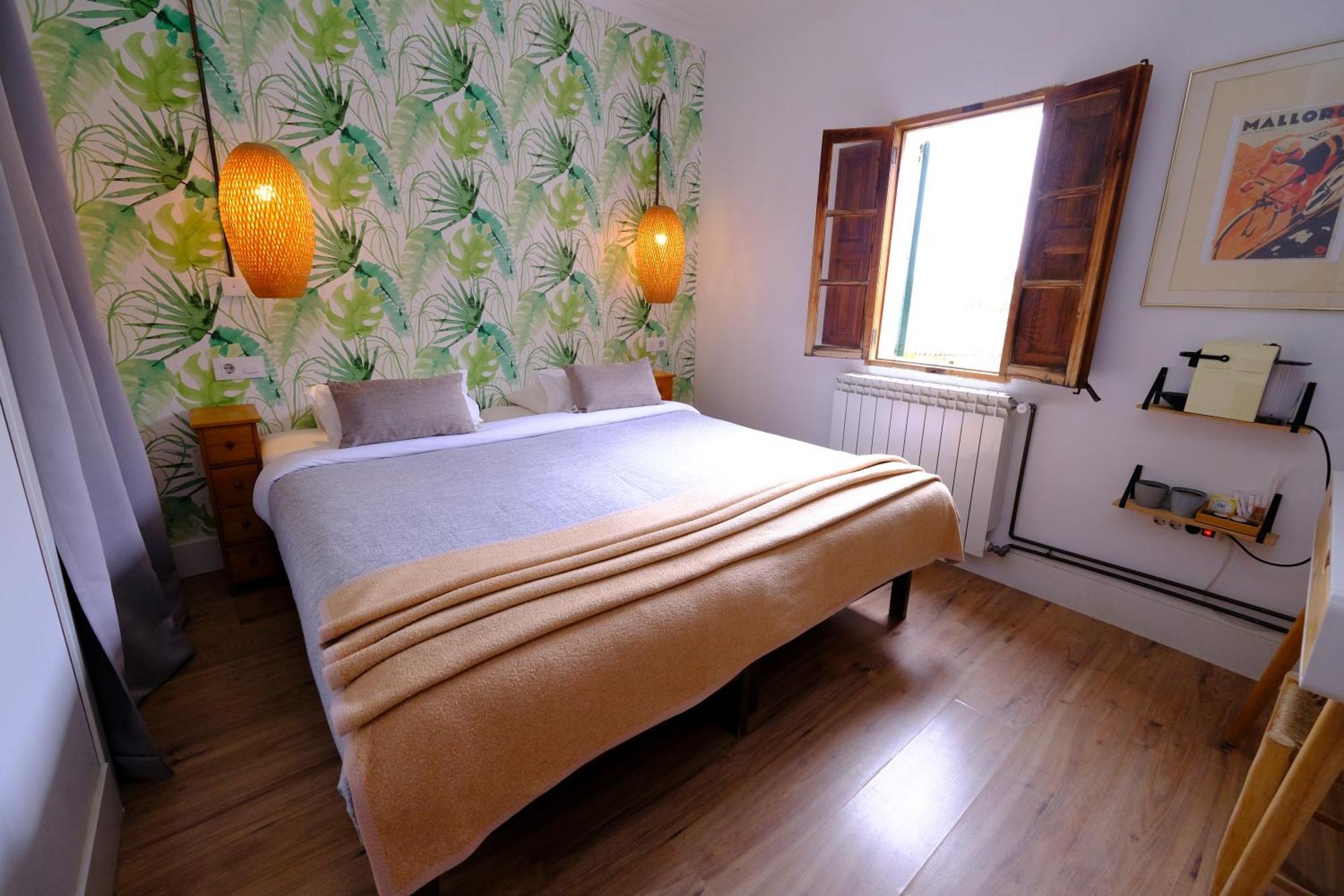 Casa B&b, For Mountain Lovers! Bed and breakfast Caimari